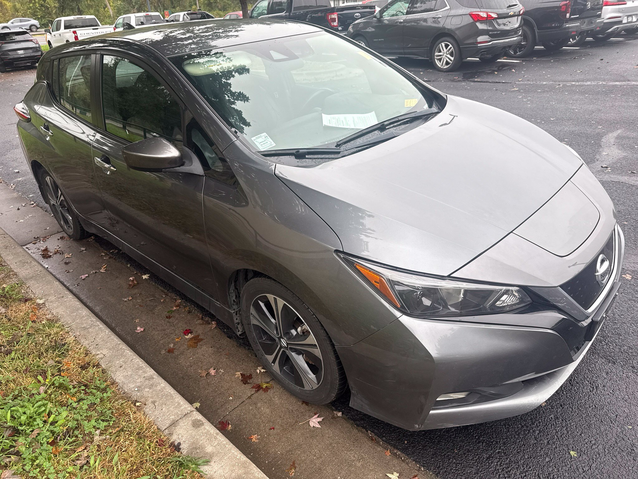 Used 2020 Nissan Leaf SV FWD image 3