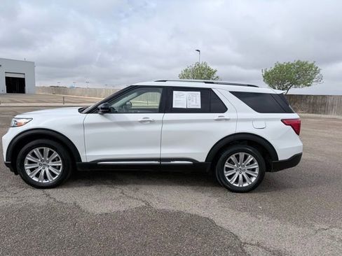 Used 2020 Ford Explorer Limited w/ Class III Trailer Tow Package image 9