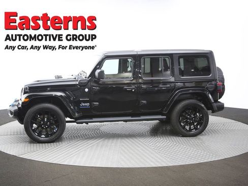 Used 2023 Jeep Wrangler Unlimited Sahara image 58