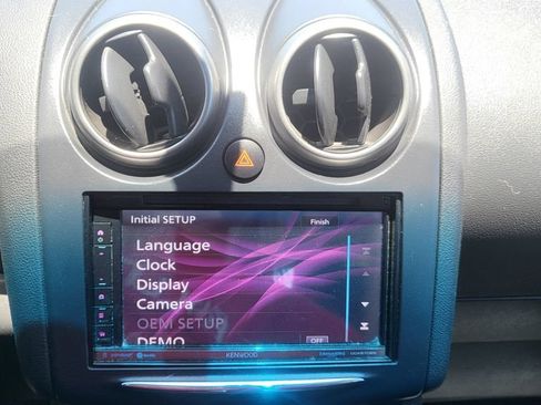 Used 2015 Nissan Rogue S FWD image 30