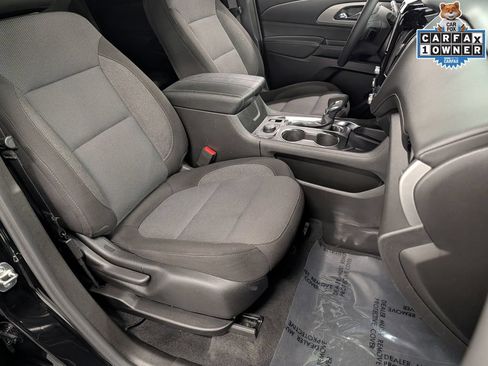 Used 2023 Chevrolet Traverse LT FWD image 36