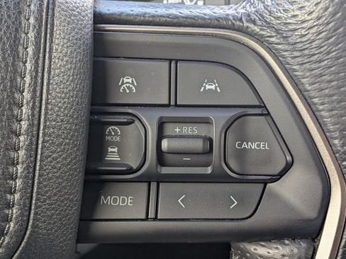 Used 2024 Toyota Tacoma SR5 w/ SR5 Upgrade Package RWD image 25