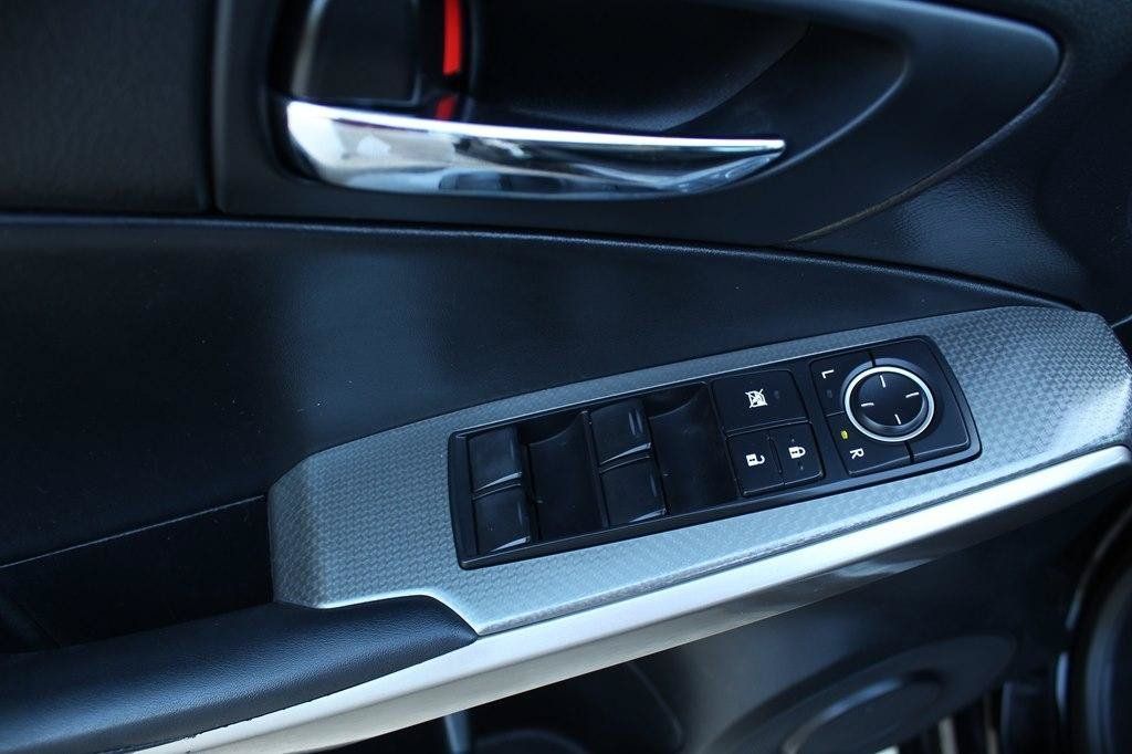 Used 2016 Lexus IS 200t w/ F Sport Package RWD image 14