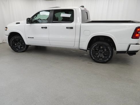 New 2026 RAM 1500 4x4 Crew Cab image 14