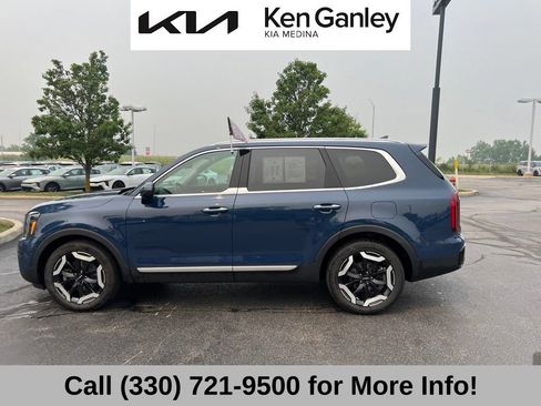 Certified 2024 Kia Telluride S w/ S Sunroof Package AWD/4WD image 16