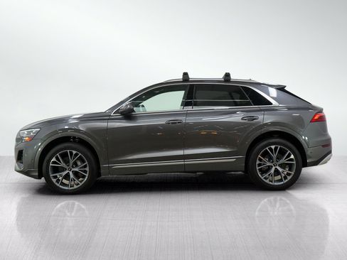 Used 2025 Audi Q8 Premium w/ Convenience Package AWD/4WD image 2