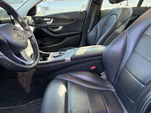 Used 2017 Mercedes-Benz C 300 4MATIC Sedan image 12