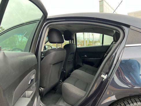 Used 2016 Chevrolet Cruze LT FWD image 31