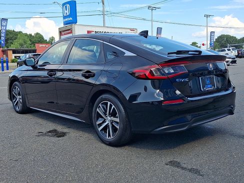 Used 2023 Honda Civic LX image 6