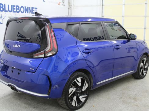 Used 2023 Kia Soul GT-Line w/ GT-Line Technology Package image 5