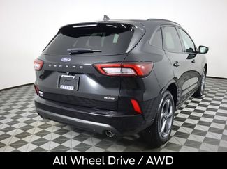 Used 2024 Ford Escape ST-Line AWD/4WD video 4