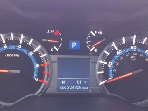 Used 2015 Toyota 4Runner 4WD image 31