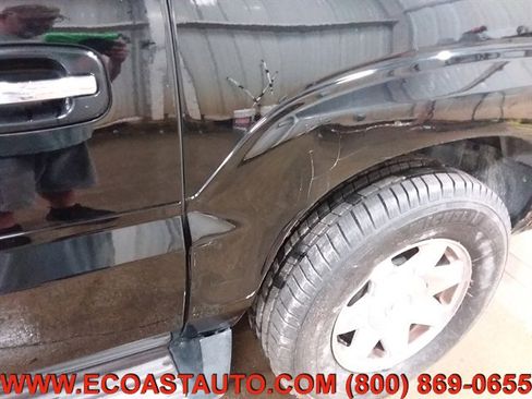 Used 2003 Cadillac Escalade ESV AWD w/ Marketing Vehicle Package image 18