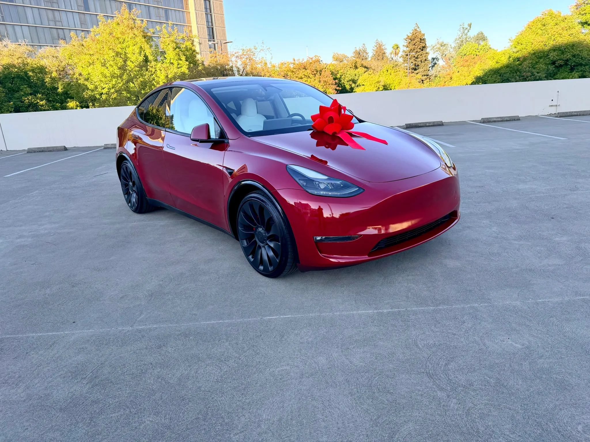 Used 2023 Tesla Model Y Long Range AWD/4WD image 4