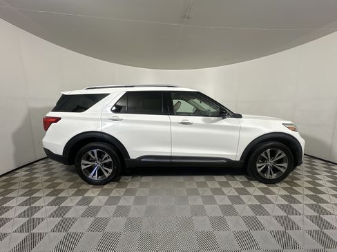 Used 2020 Ford Explorer Platinum AWD/4WD image 8