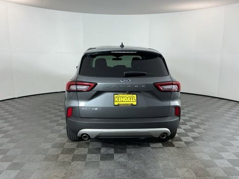 Used 2025 Ford Escape Active w/ Cold Weather Package image 6
