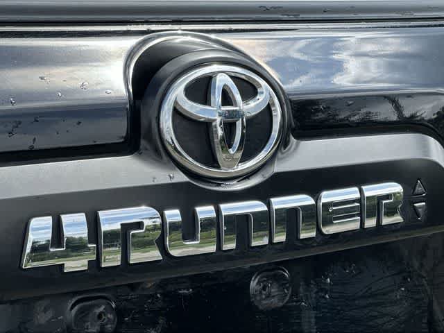 Used 2023 Toyota 4Runner TRD Off-Road Premium w/ Moonroof Package AWD/4WD image 19