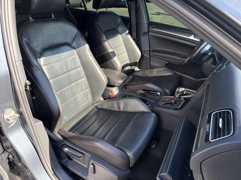 Used 2021 Volkswagen GTI SE FWD image 15
