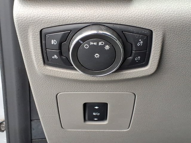 Used 2016 Ford F150 XLT w/ Equipment Group 302A Luxury AWD/4WD image 17