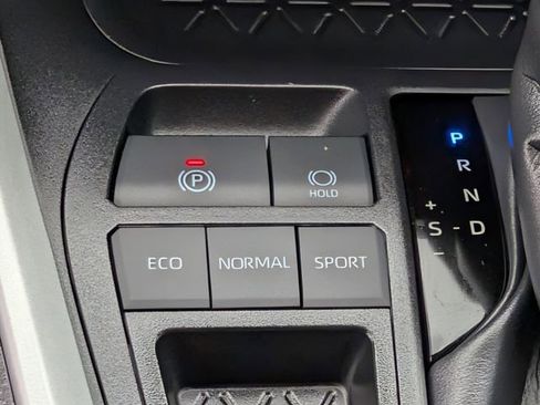 Certified 2025 Toyota RAV4 LE image 15