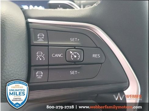 New 2025 Jeep Grand Cherokee L Laredo w/ Luxury Tech Group I image 27