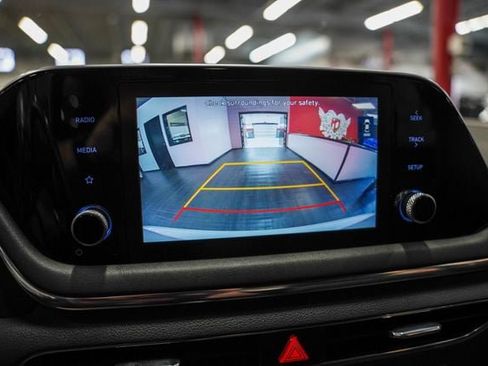 Used 2021 Hyundai Sonata SEL Plus w/ Preferred Accessory Package FWD image 6