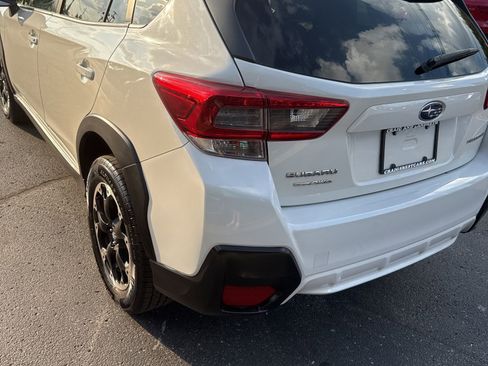 Used 2022 Subaru Crosstrek 2.0i image 6