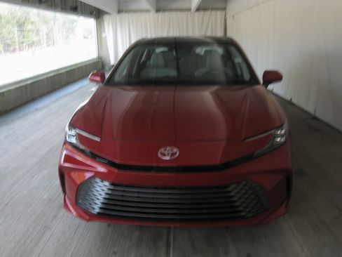 New 2026 Toyota Camry XLE AWD/4WD image 4