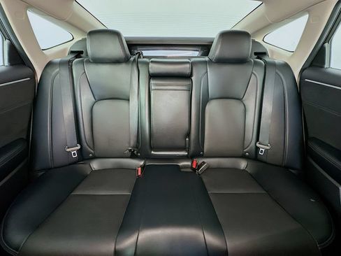 Used 2018 Honda Clarity Touring image 13