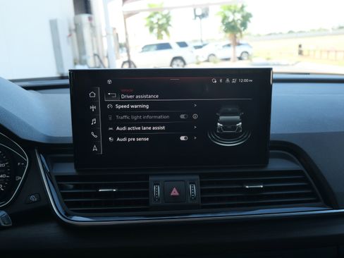 Used 2022 Audi Q5 2.0T Premium image 27