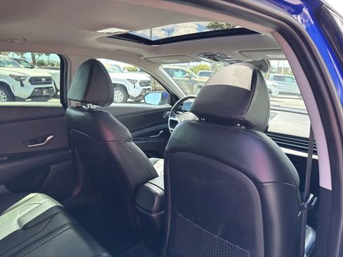 Used 2023 Hyundai Elantra Limited FWD image 23