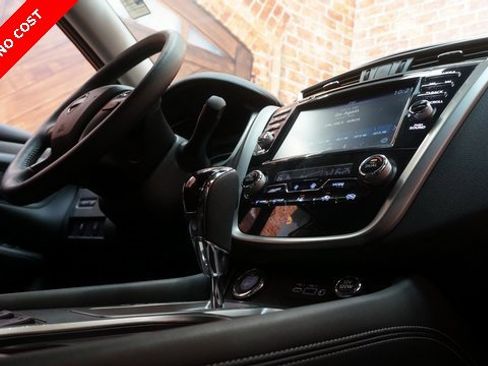 Used 2024 Nissan Murano SV w/ SV Midnight Edition Package image 51