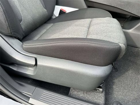 New 2026 Nissan Rogue SV image 9