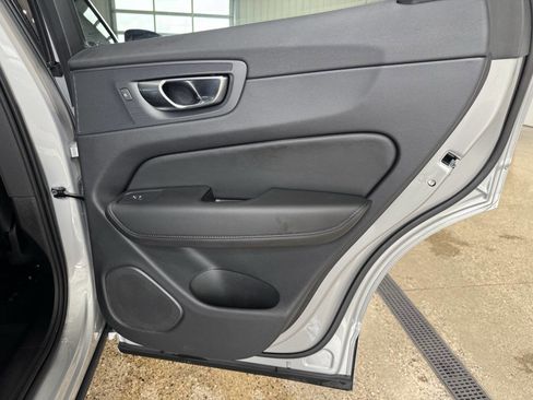 Used 2024 Volvo XC60 B5 Core image 51