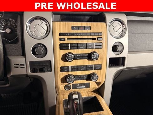 Used 2011 Ford F150 Lariat w/ Lariat Chrome Pkg image 24