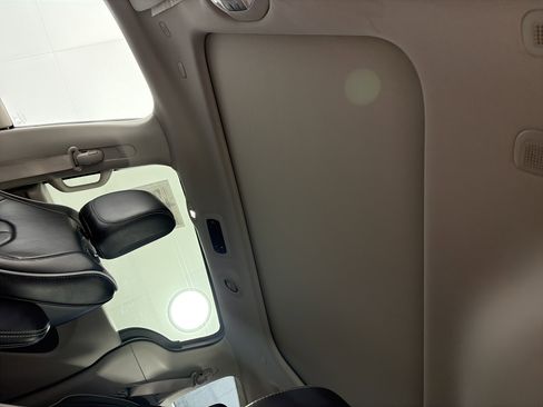 Used 2022 Chrysler Pacifica Limited image 19