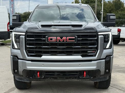 Used 2026 GMC Sierra 2500 AT4 AWD/4WD image 11