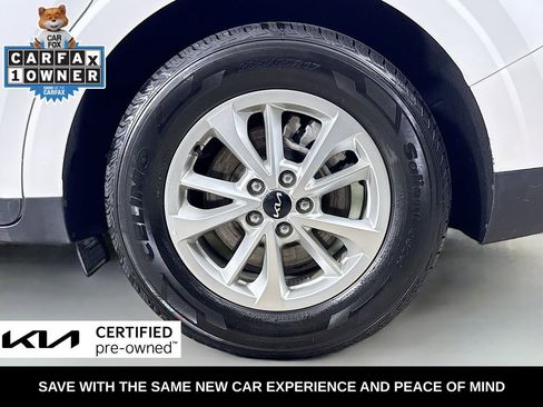 Certified 2024 Kia Carnival LX image 36
