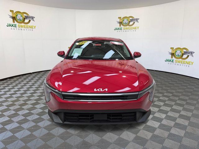 Certified 2025 Kia K4 FWD image 3