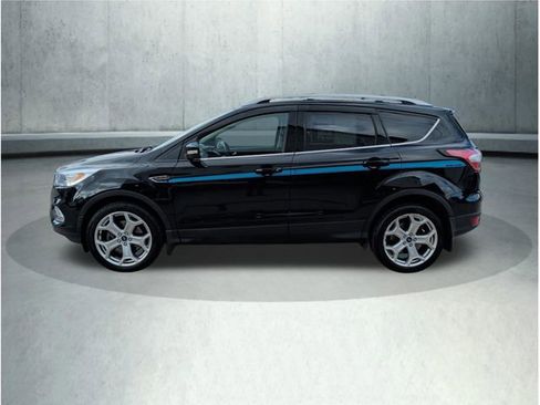 Used 2018 Ford Escape Titanium w/ Ford Safe & Smart Package AWD/4WD image 2
