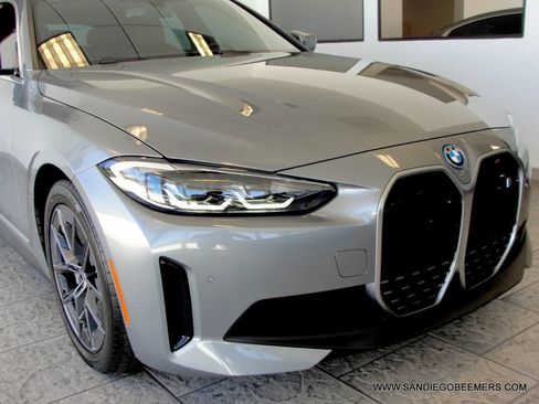 Used 2023 BMW i4 eDrive40 image 23