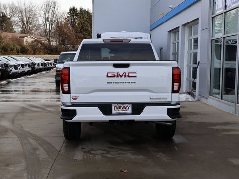 New 2026 GMC Sierra 1500 Elevation image 9