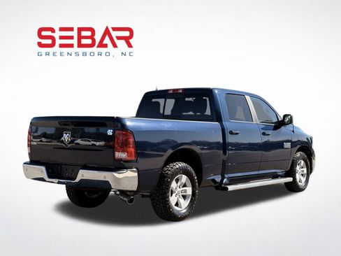 Used 2020 RAM 1500 Classic SLT w/ Luxury Group image 5