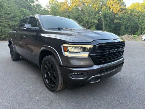 Used 2022 RAM 1500 Laramie AWD/4WD image 4