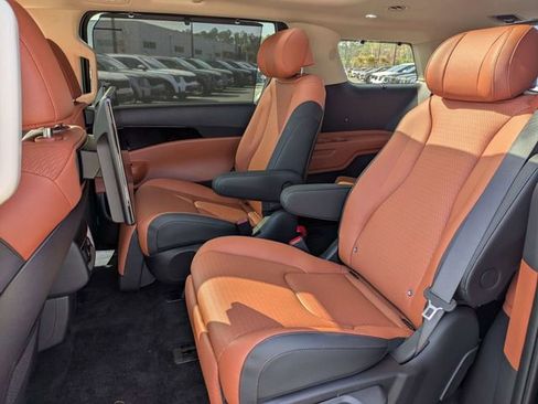 New 2026 Kia Carnival SX Prestige FWD image 14
