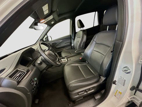 Used 2023 Honda Passport EX-L image 13