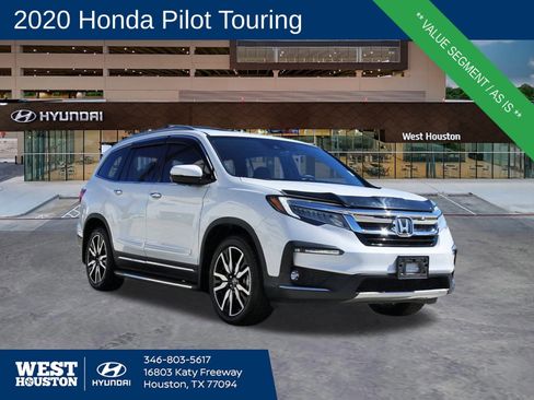 Used 2020 Honda Pilot Touring image 1