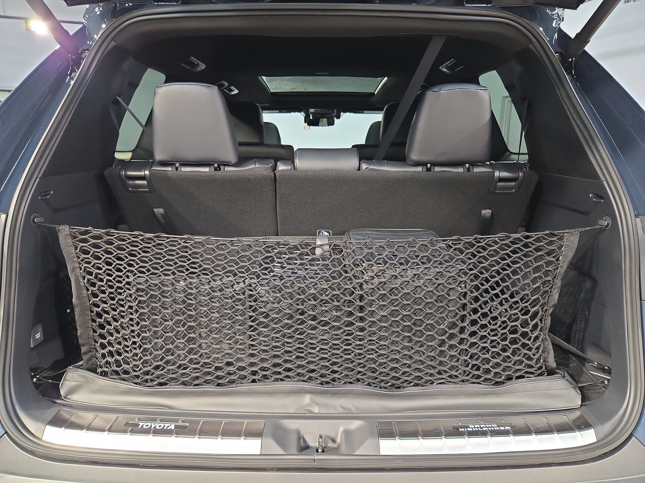New 2026 Toyota Grand Highlander AWD Hybrid image 14