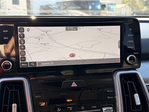 Certified 2023 Kia Sorento EX image 19