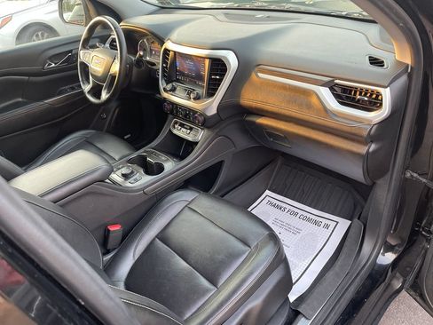 Used 2020 GMC Acadia SLT w/ LPO, Floor Liner Package AWD/4WD image 20